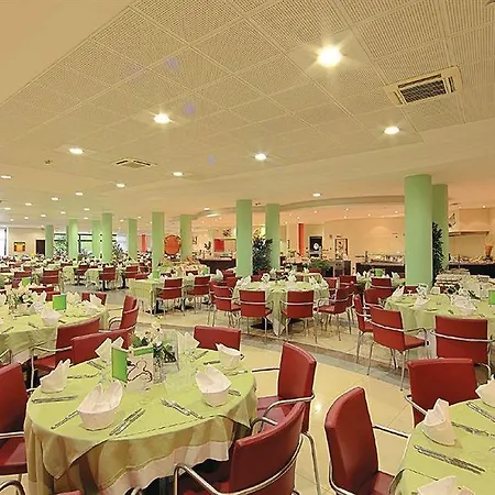 Apartmanhotel Eden 2*