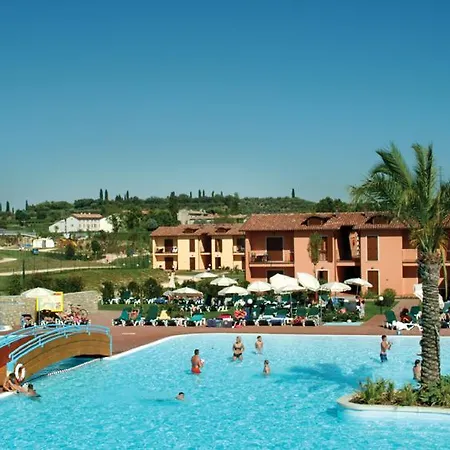 Apartmanhotel Eden 2*